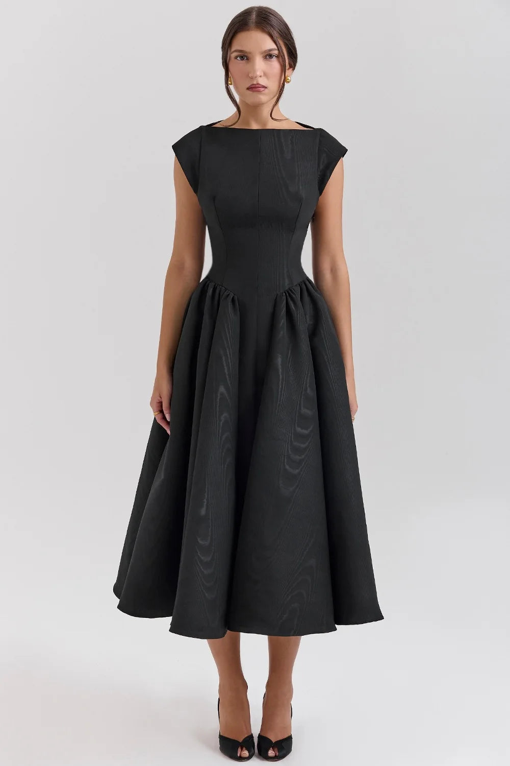 Elegant Sleeveless Maxi Dress – A-Line Pleated Party Gown